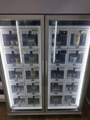 เครื่องขายของออฟชั่นจอสัมผัสแบบกําหนดเอง พร้อมจอ 21.5 นิ้ว และระบบการชําระเงินบัตรที่สะดวก